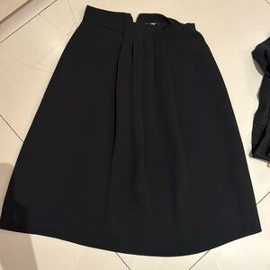 Gorgeous reiss crepe pleated skirt